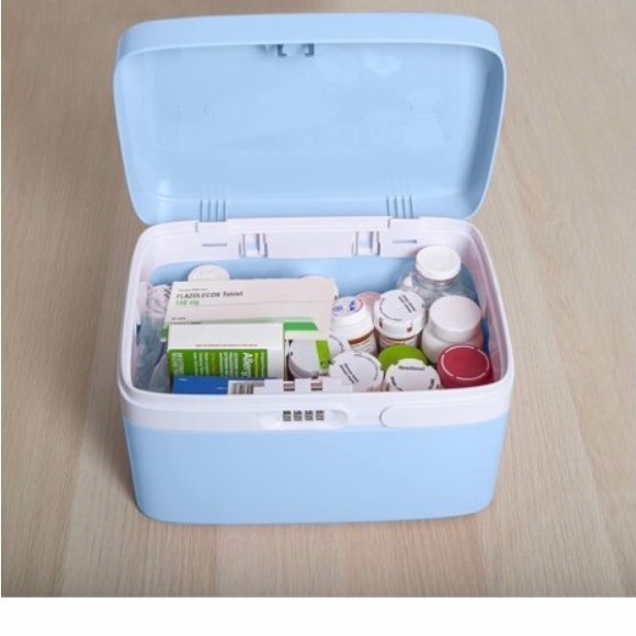 CYPRESS SUNRISE: Locking Storage Box - Picture 4 of 11